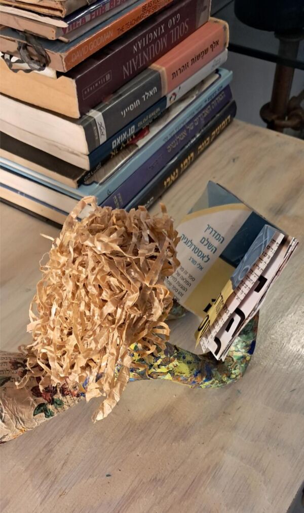 Paper mache statuette - Image 5