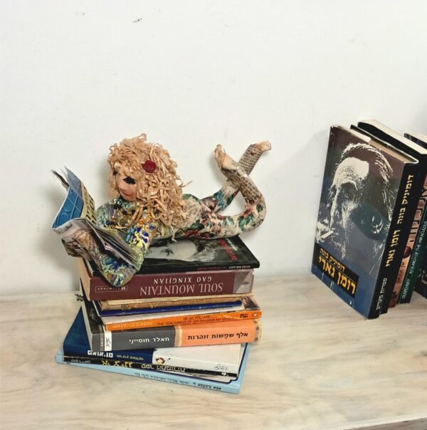 Paper mache statuette - Image 4