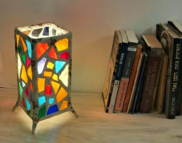 Vitrage in Papier-Mâché Lamp - Image 2