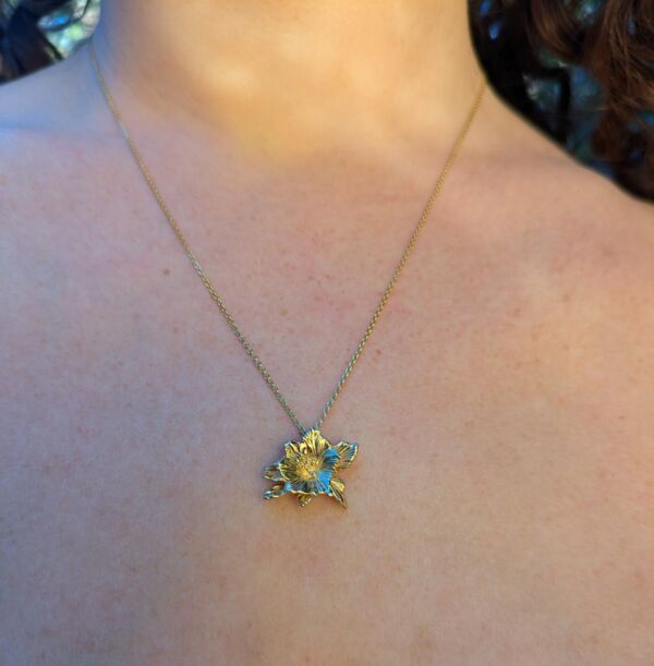 Hollyhock flower pendant - Image 2