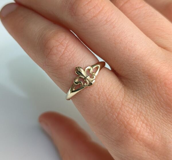 Fleur de lis ring - Image 2